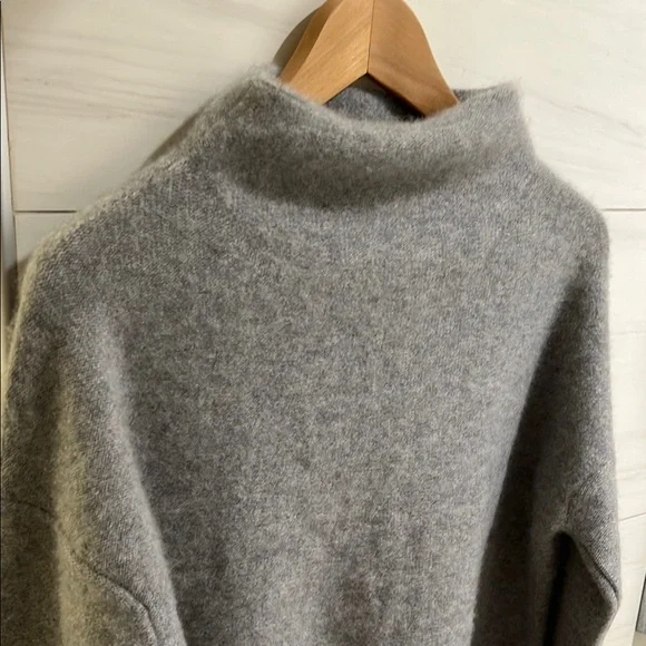 Vince Boiled Cashmere  Funnel-Neck Sweater in Gray -Size XS - Picture 2 of 9